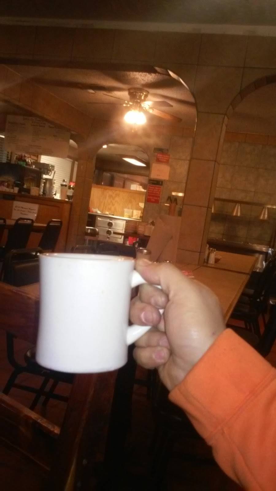 La Familia | restaurant | 300 N Texas Ave, Bryan, TX 77803, USA | 9798229192 OR +1 979-822-9192