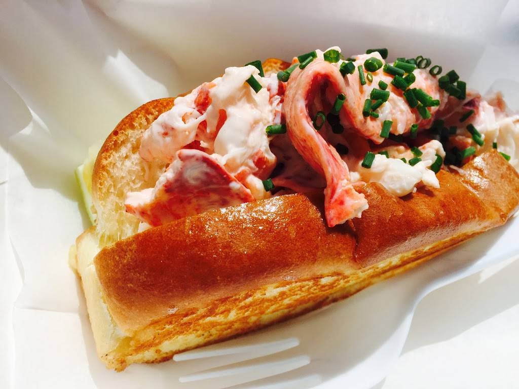 Bite into Maine | meal takeaway | 1000 Shore Rd, Cape Elizabeth, ME 04107, USA | 2072896142 OR +1 207-289-6142