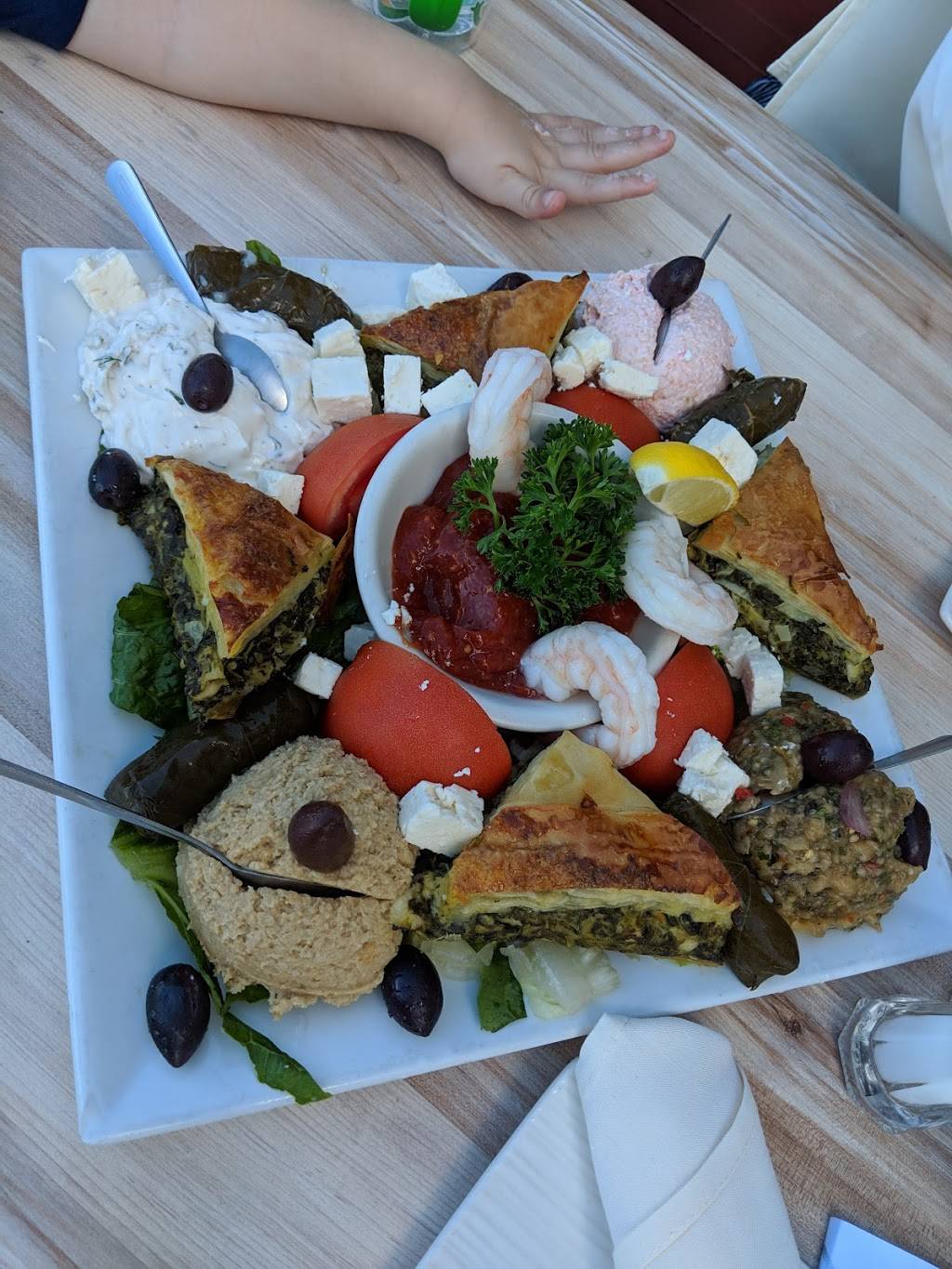 Rafina Greek Taverna | restaurant | 33433, 6877 SW 18th St, Boca Raton, FL 33433, USA | 5614093673 OR +1 561-409-3673