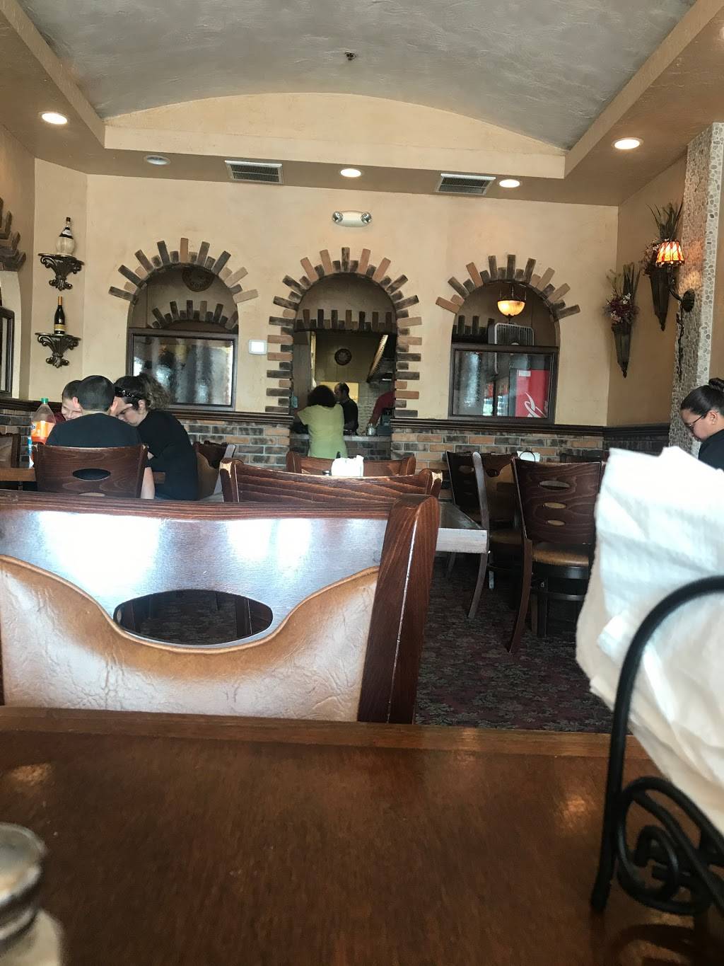 Sorrento Pizza & Restaurant | restaurant | 54 N Middletown Rd, Pearl River, NY 10965, USA | 8457350850 OR +1 845-735-0850