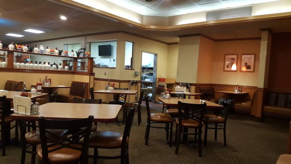 Dennys | restaurant | 132 N Grand Ave, West Covina, CA 91791, USA | 6263320041 OR +1 626-332-0041