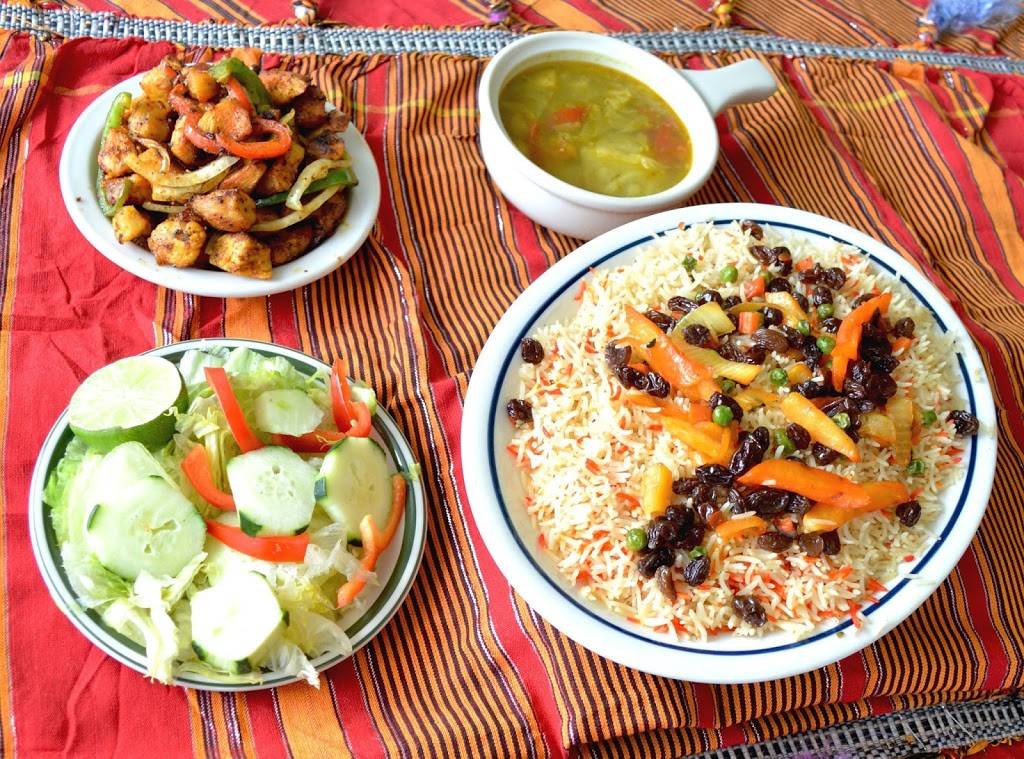 Somali Restaurant (Horn of Africa) | restaurant | 1320 S, Swaner Rd, Salt Lake City, UT 84104, USA | 8019085498 OR +1 801-908-5498