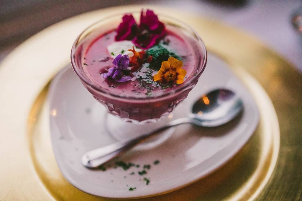 Stardust Cafe | cafe | 102 E Washington St, Lewisburg, WV 24901, USA | 3046473663 OR +1 304-647-3663