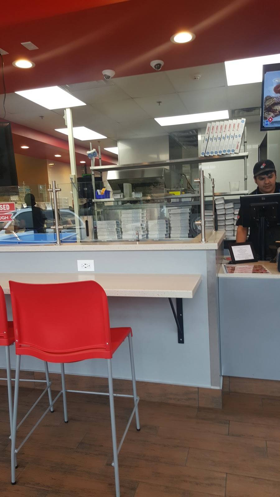 Dominos Pizza | meal delivery | 9 Prairie Ave Ste B, Highwood, IL 60040, USA | 8474336441 OR +1 847-433-6441