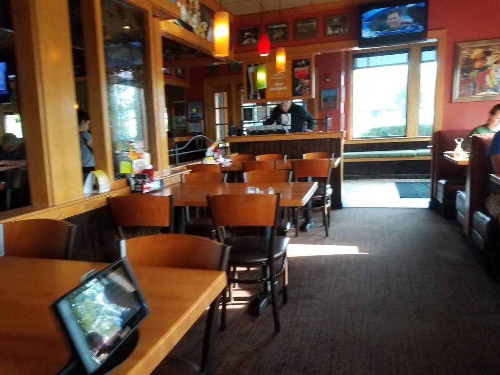 Applebees Grill + Bar | restaurant | 594 N Troy Rd, Rensselaer, NY 12144, USA | 5182830700 OR +1 518-283-0700