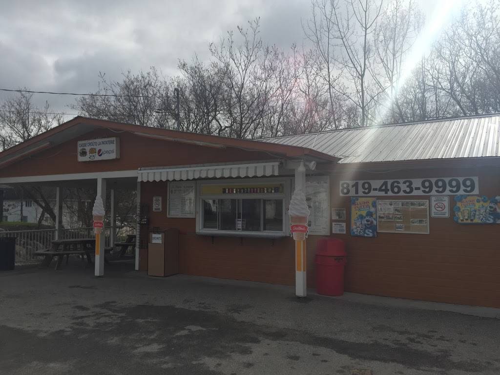 La Patatrie | restaurant | 68 Rue Saint Joseph, Gracefield, QC J0X 1Y0, Canada | 8194639999 OR +1 819-463-9999