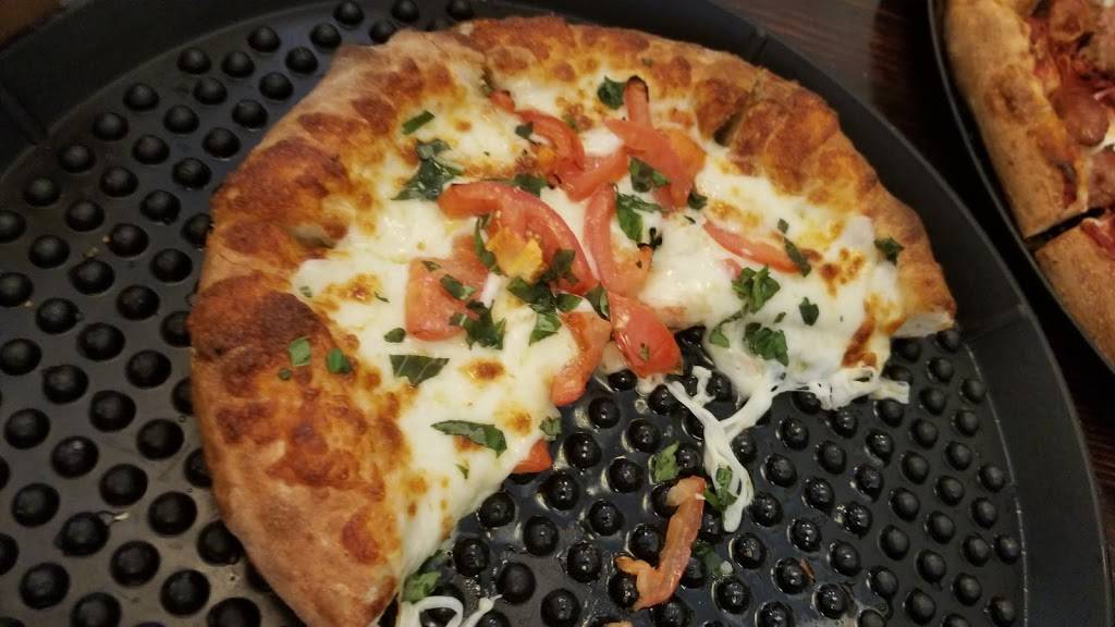 Pizza Plus | restaurant | 2420, 110 W Main St, Ripon, CA 95366, USA | 2095996161 OR +1 209-599-6161