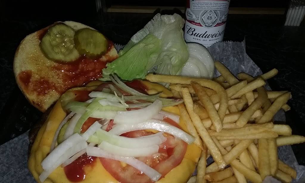 Fat Daddyz Bar & Grill | night club | 176 W Jackson St, Seneca, IL 61360, USA | 8153578700 OR +1 815-357-8700