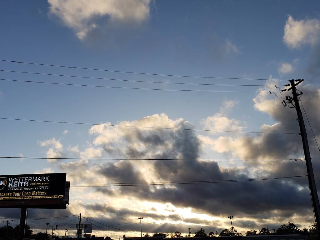 Cook Out | restaurant | 100 15th St E, Tuscaloosa, AL 35401, USA | 2057649654 OR +1 205-764-9654