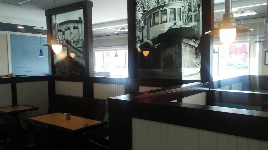 Long John Silvers | restaurant | 3550 Isleta Blvd SW, Albuquerque, NM 87105, USA | 5058730249 OR +1 505-873-0249