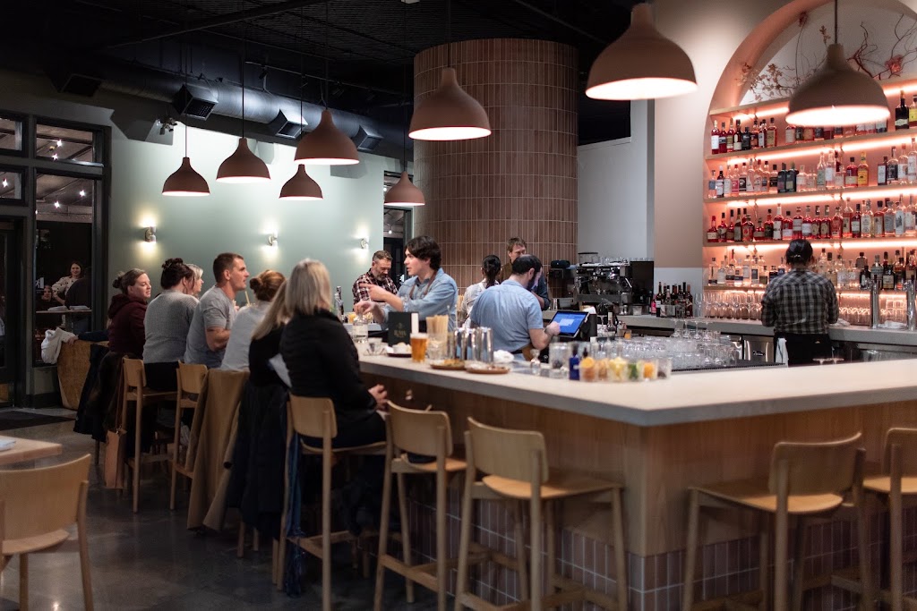 Luma Bar & Eatery | restaurant | 50 E Washington St, Petaluma, CA 94952, USA | 7077725037 OR +1 707-772-5037