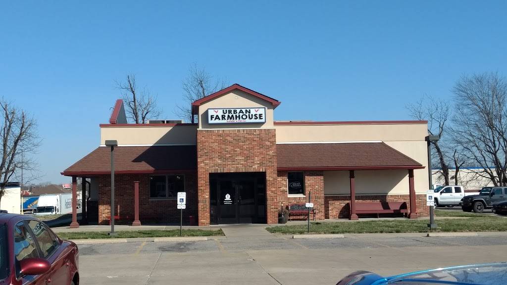 Urban Farmhouse | restaurant | 15 Central Blvd, Highland, IL 62249, USA | 6186510007 OR +1 618-651-0007