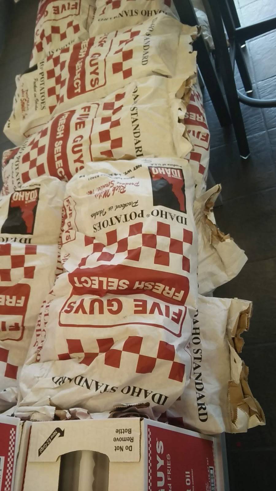 Five Guys | restaurant | 238 Redwood Shores Pkwy, Redwood City, CA 94065, USA | 6506100684 OR +1 650-610-0684