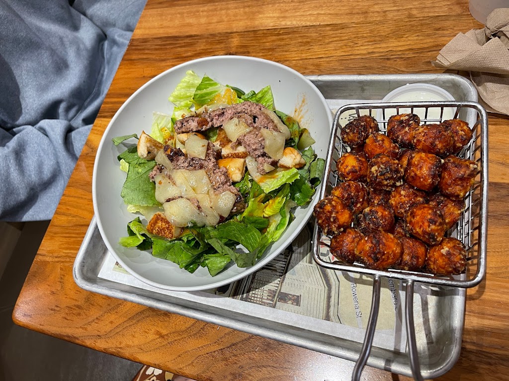 Wahlburgers | restaurant | 6301 University Ave, Cedar Falls, IA 50613, USA | 3192667535 OR +1 319-266-7535