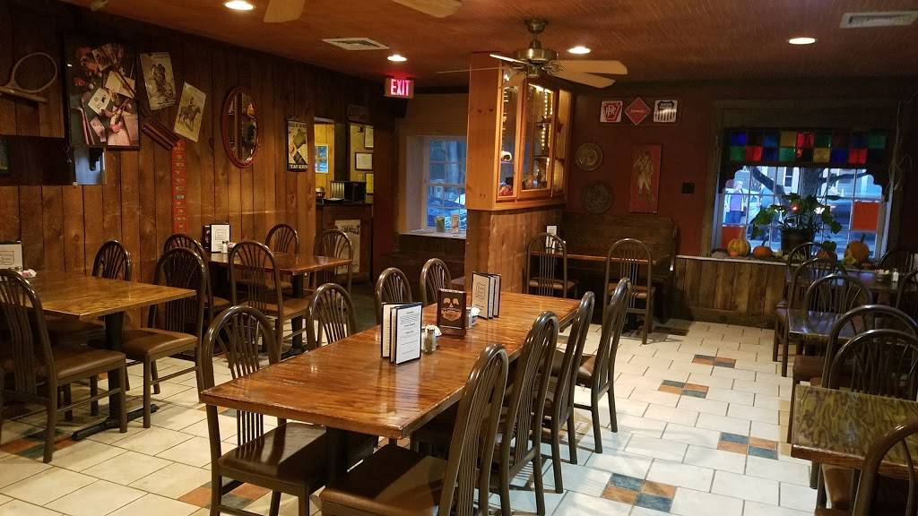 Spring House Tavern | restaurant | 325 S Main St, Woodstock, VA 22664, USA | 5404594755 OR +1 540-459-4755