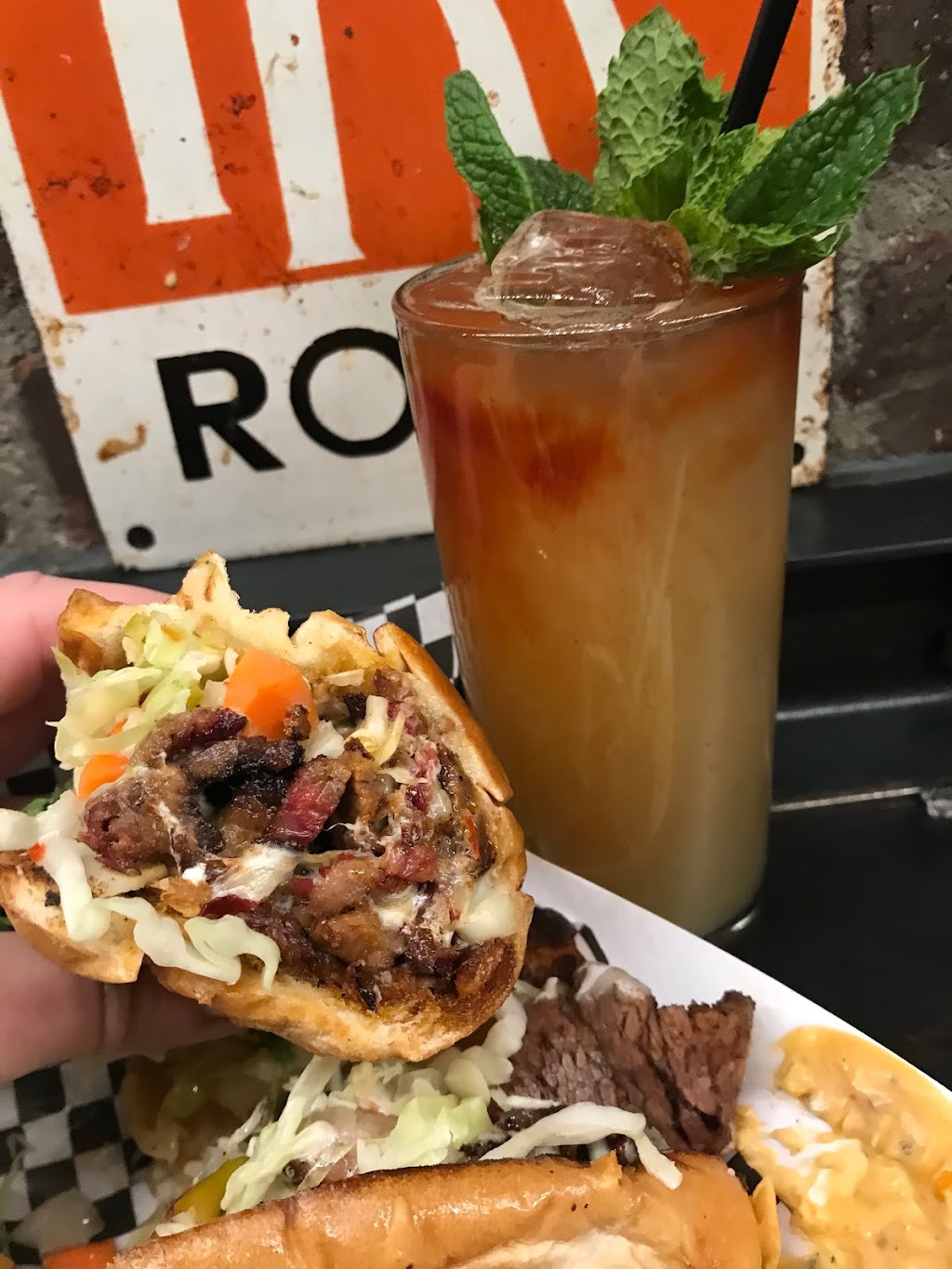 Rocker Spirits | restaurant | 5587 S Hill St, Littleton, CO 80120, USA | 3037957928 OR +1 303-795-7928