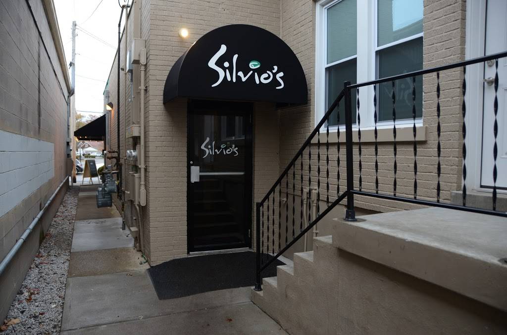 Silvios Italian Restaurant | restaurant | 104 Fairfax Ave, Louisville, KY 40207, USA | 5028836369 OR +1 502-883-6369