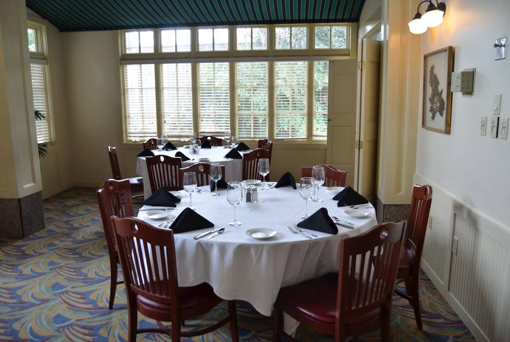 Owen Brennans | restaurant | 6150 Poplar Ave #150, Memphis, TN 38119, USA | 9017610990 OR +1 901-761-0990