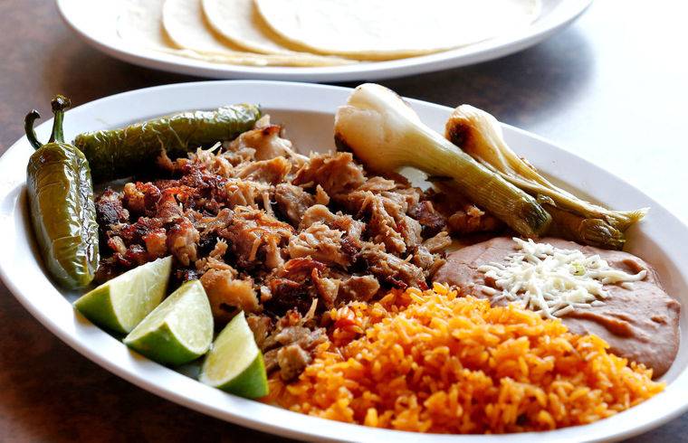 La Milpa | 24/7 Mexican Restaurant & Market | restaurant | 6925 Hull Street Rd, Richmond, VA 23224, USA | 8042763391 OR +1 804-276-3391