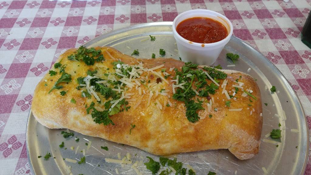 Pizzaiolos Pizza and Pasta | restaurant | 355 E Westchester Pkwy #100, Grand Prairie, TX 75052, USA | 9722624100 OR +1 972-262-4100