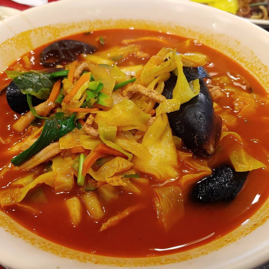 홍콩반점 | restaurant | 5151 Beach Blvd, Buena Park, CA 90621, USA | 7145220410 OR +1 714-522-0410