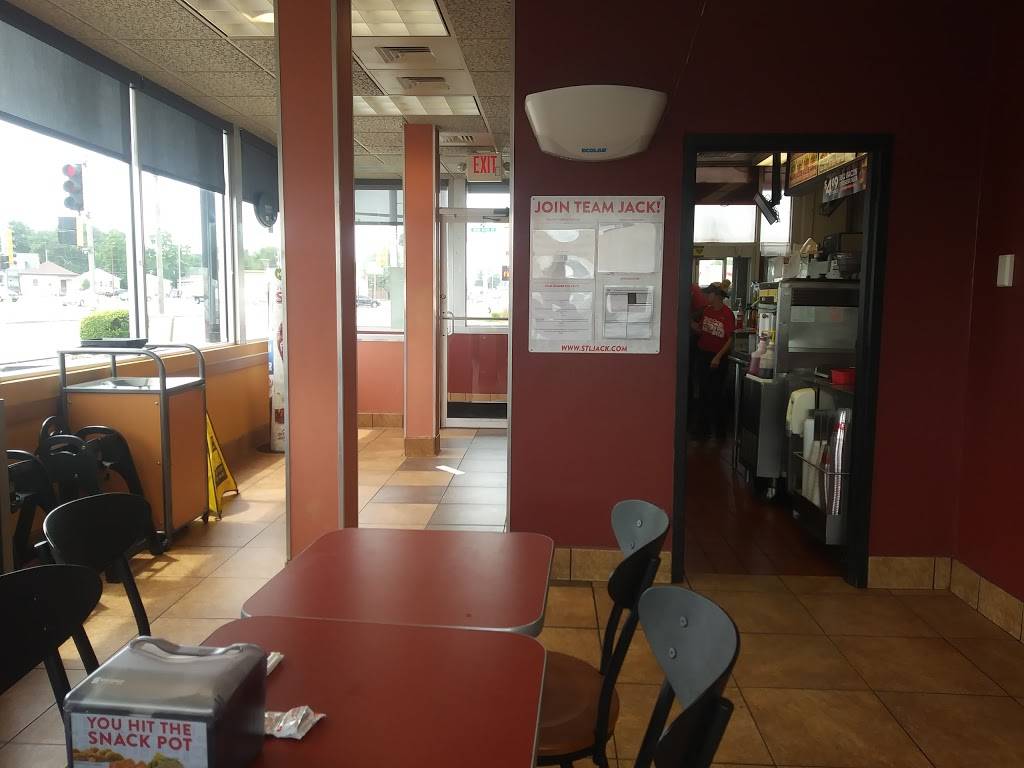 Jack in the Box | restaurant | 41 E Edwardsville Rd, Wood River, IL 62095, USA | 6182542098 OR +1 618-254-2098