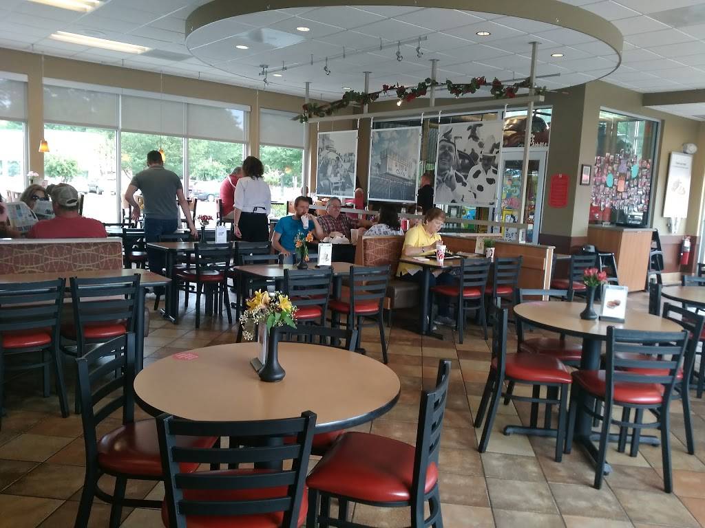 Chick-fil-A | restaurant | 6780 Waltons Ln, Gloucester, VA 23061, USA | 8046934585 OR +1 804-693-4585