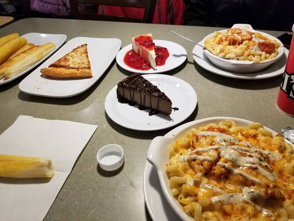 Fazolis | restaurant | 307 E McGalliard Rd, Muncie, IN 47303, USA | 7652822607 OR +1 765-282-2607