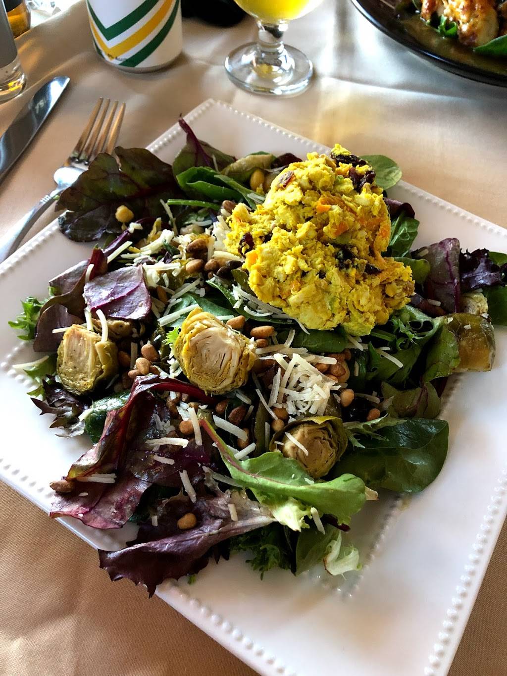 Stomping Grounds Grille | restaurant | 240 Main St, Buzzards Bay, MA 02532, USA | 7743024706 OR +1 774-302-4706