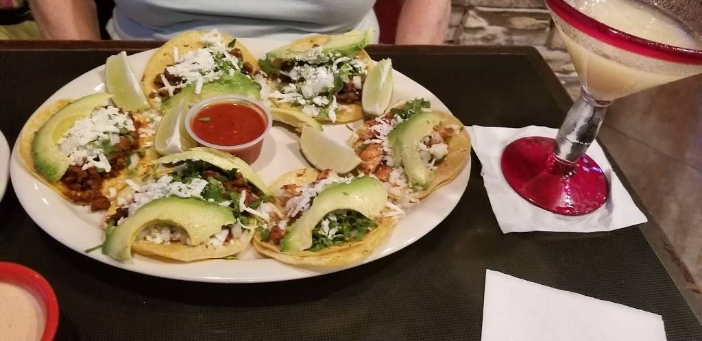 La Tapatía | restaurant | 11920 Westheimer Rd, Houston, TX 77077, USA | 2815898808 OR +1 281-589-8808