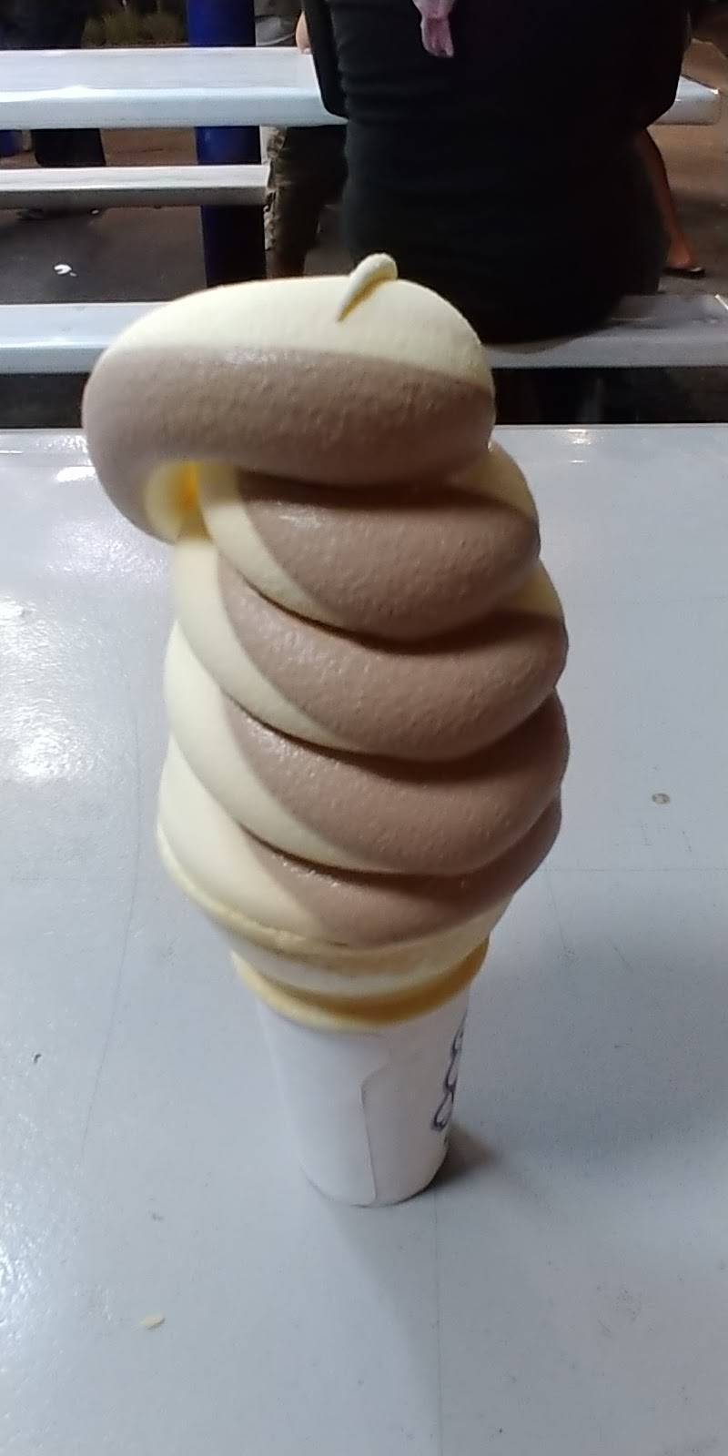 Fosters Freeze | restaurant | 1624 Cravens Ave, Torrance, CA 90501, USA | 3103281375 OR +1 310-328-1375