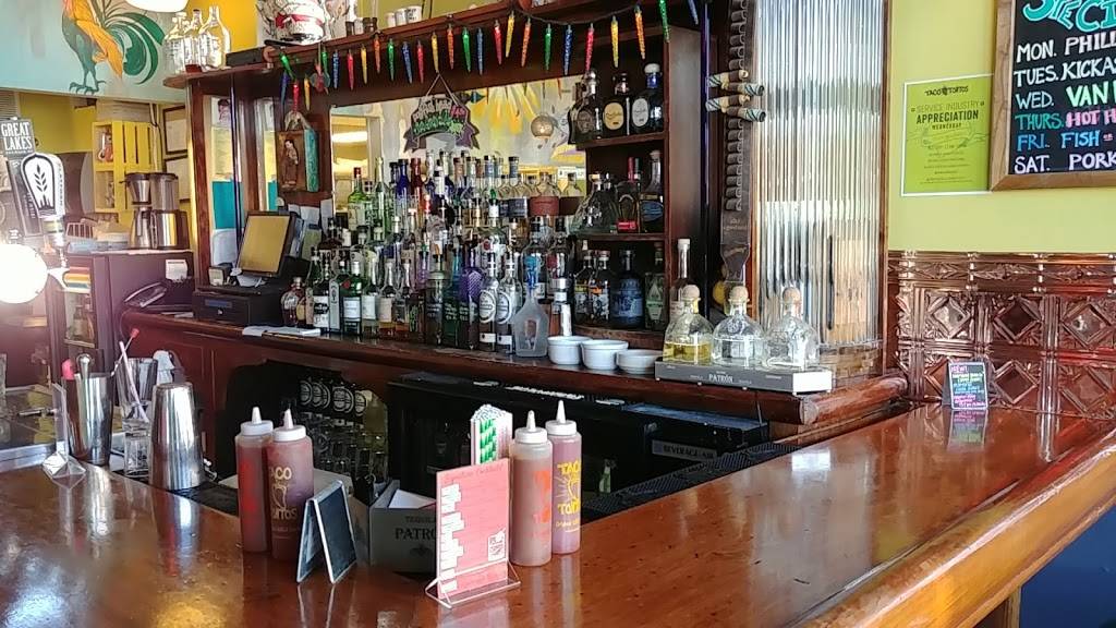 Taco Tontos | restaurant | 13321 Madison Ave, Lakewood, OH 44107, USA | 2162214479 OR +1 216-221-4479