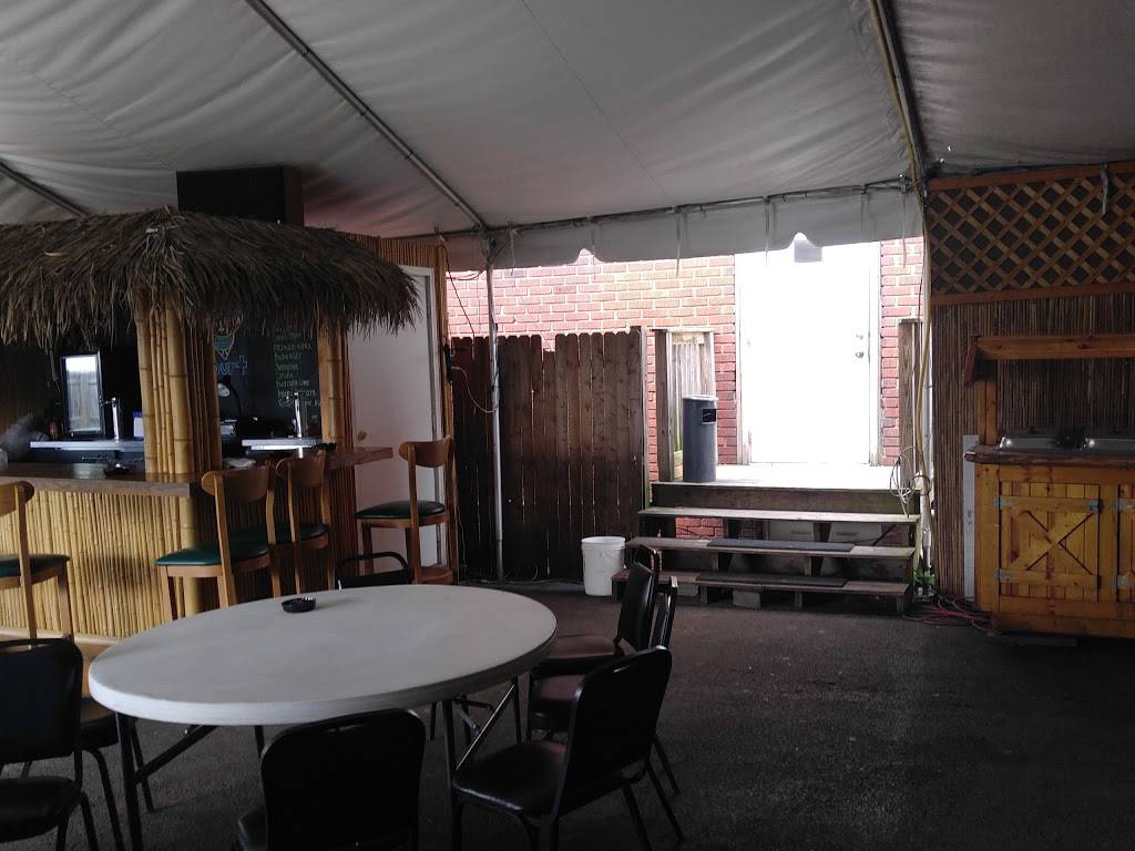 Tommy Boys Tavern Inc | restaurant | 120 Bill George Dr, Waynesburg, PA 15370, USA | 7246273150 OR +1 724-627-3150