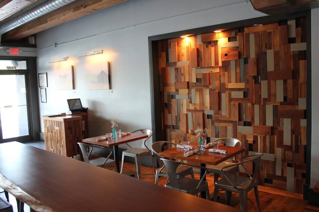 The Pine Food & Drink | restaurant | 1235 S Milledge Ave, Athens, GA 30606, USA | 7062080059 OR +1 706-208-0059