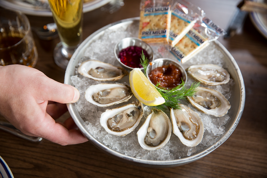 Noco Provisions | restaurant | 4609 Cascade Rd SE, Grand Rapids, MI 49546, USA | 6167470300 OR +1 616-747-0300