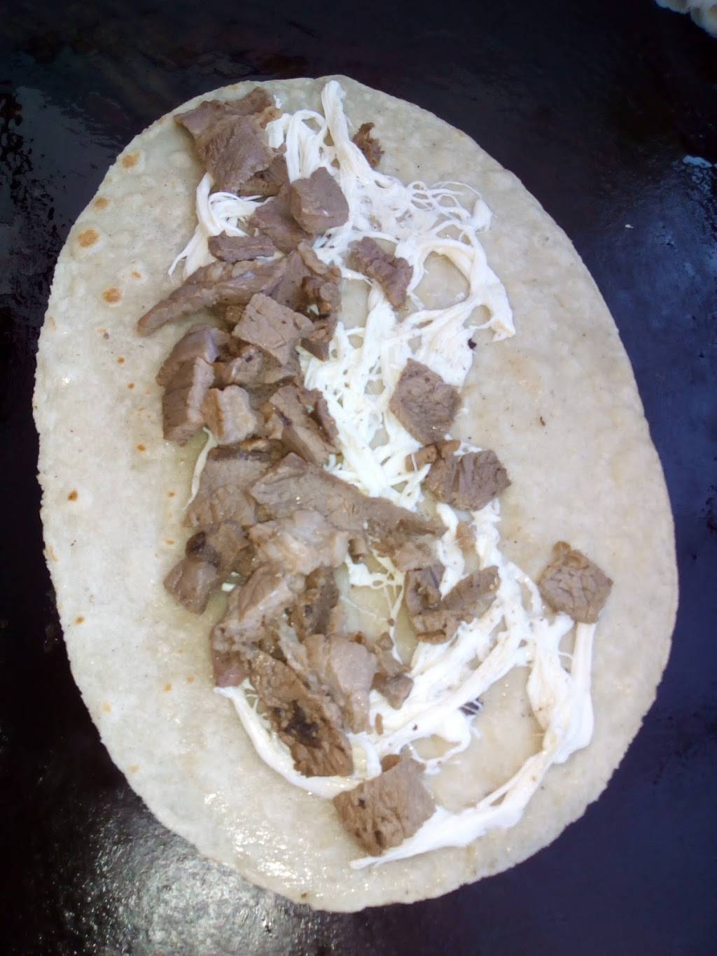 Quesadillas Chiapanecas | restaurant | Pirineos privada angelo No. 28, UrbiVilla Del Prado, Tijuana, B.C., Mexico | 016645879674 OR +52 664 587 9674