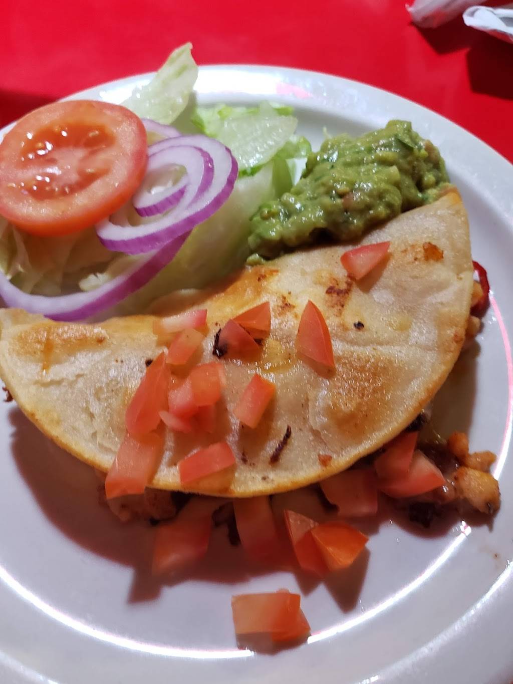 Mariscos Uruapan | restaurant | 1200 E Truxtun Ave, Bakersfield, CA 93305, USA | 6613253035 OR +1 661-325-3035