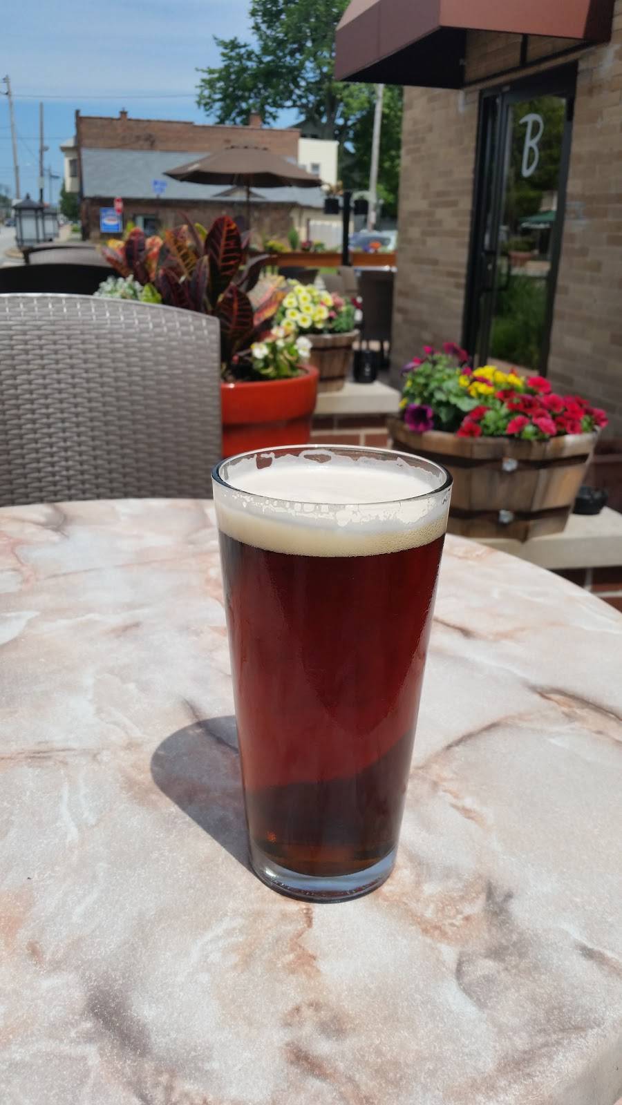 Bonnies Bar & Grill | restaurant | 22811 Lorain Rd, Cleveland, OH 44126, USA | 4407343276 OR +1 440-734-3276