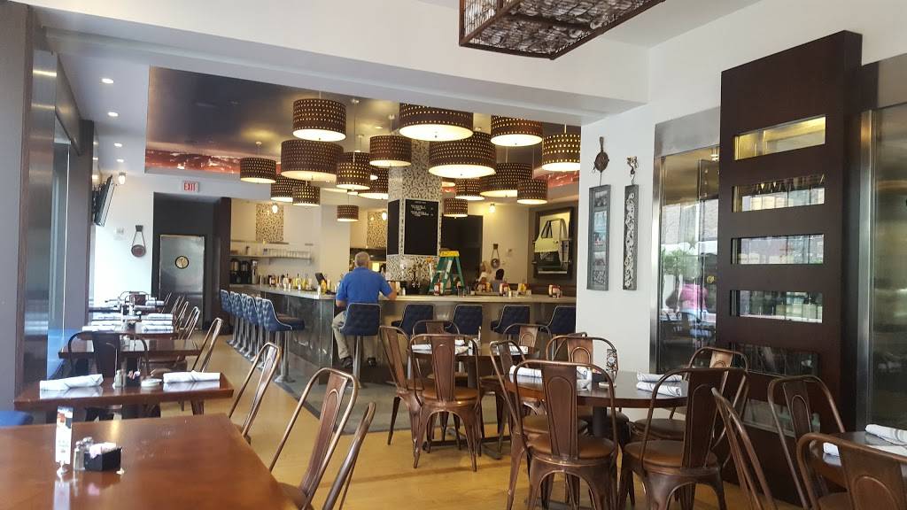 Legacy Kitchen Oyster Counter And Tap | restaurant | 817 Common St, New Orleans, LA 70112, USA | 5048271651 OR +1 504-827-1651