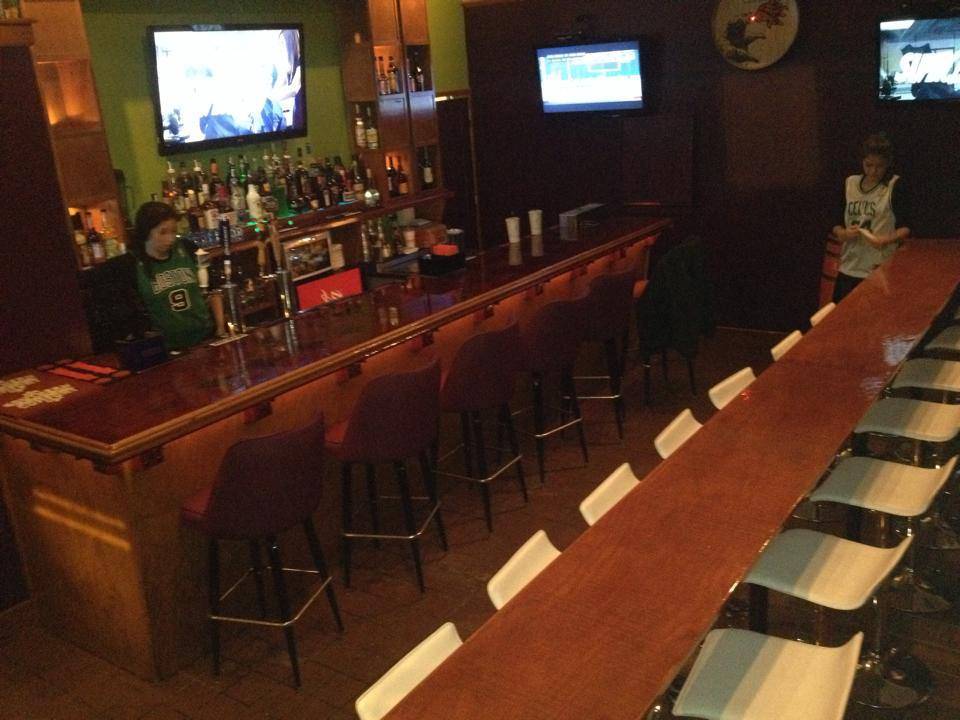 Mill Pond Tavern | restaurant | 82 E Broadway, Salem, NH 03079, USA | 6038246075 OR +1 603-824-6075