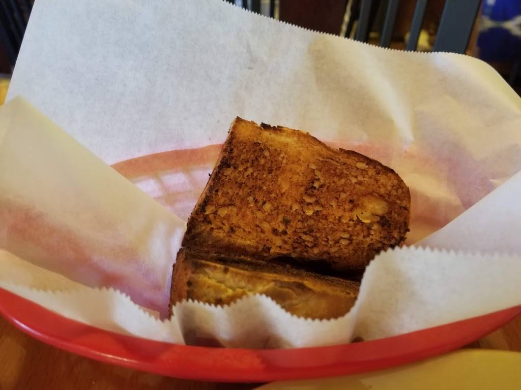 Red Tomato Restaurant & Wine | restaurant | 3907 Clemson Blvd suite a, Anderson, SC 29621, USA | 8643689364 OR +1 864-368-9364