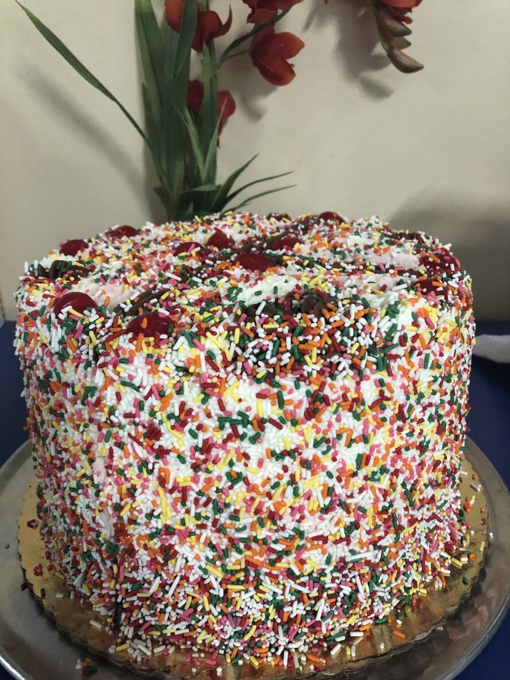 Nikos Family Restaurant | restaurant | 7530 McMinnville Hwy, Morrison, TN 37357, USA | 9319541222 OR +1 931-954-1222