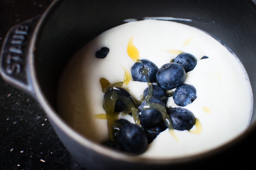 Urban Fondue | restaurant | 2114 NW Glisan St, Portland, OR 97210, USA | 5032421400 OR +1 503-242-1400