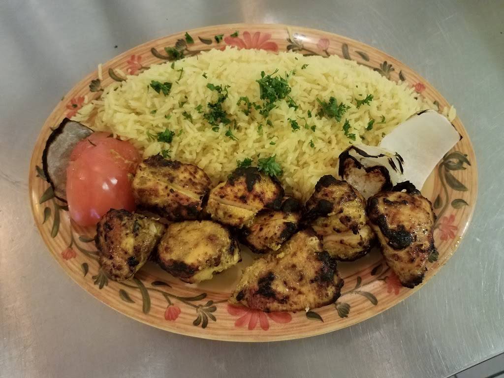 Shawarma Garden | restaurant | 1951 W Division St, Chicago, IL 60622, USA | 7739048897 OR +1 773-904-8897