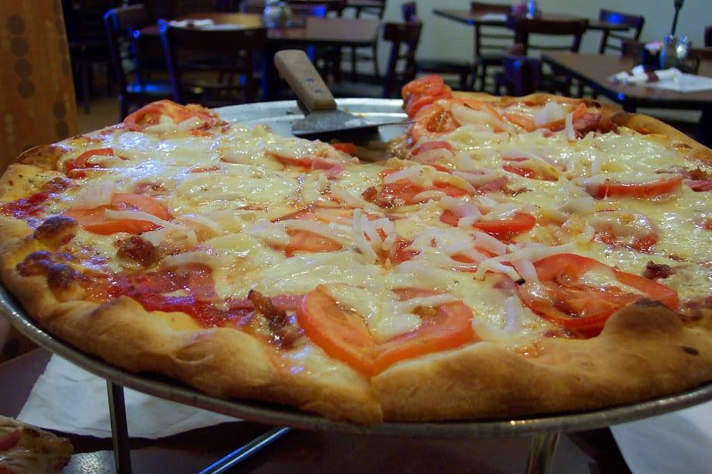 Villa Novas | restaurant | 265 Turkeysag Trail Ste 109, Palmyra, VA 22963, USA | 4345893003 OR +1 434-589-3003