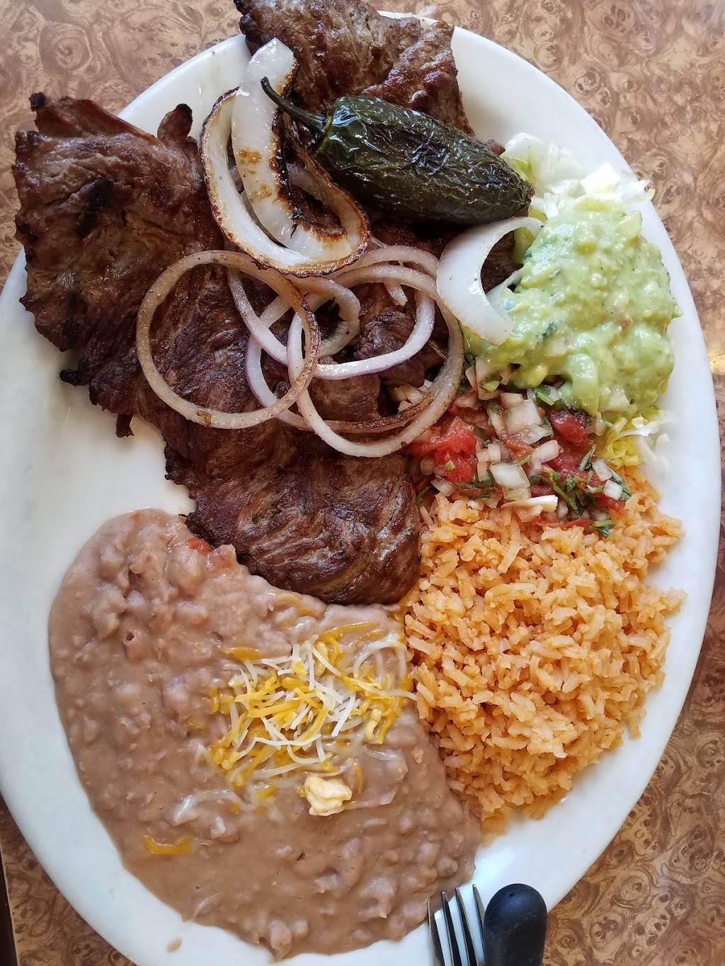 Don Carlos | restaurant | 300 E Commonwealth Ave, Fullerton, CA 92832, USA | 7144490156 OR +1 714-449-0156