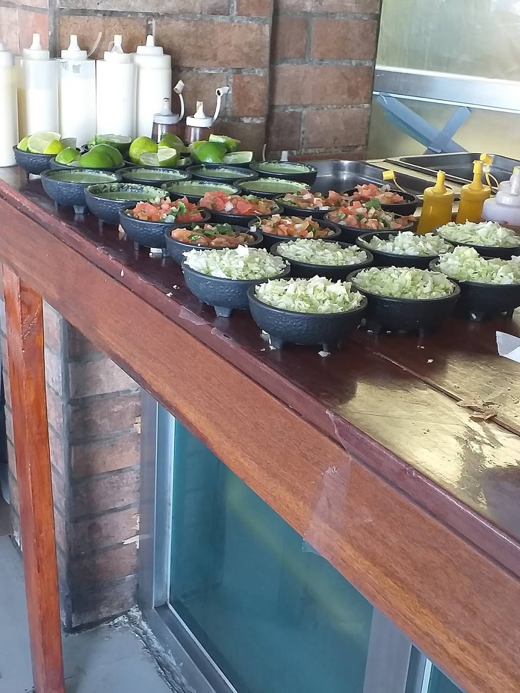 Mariscos El Mazateño Tijuana | restaurant | Int 20-22, Blvd. Industrial 19075, Cd Industrial, 22444 Tijuana, B.C., Mexico | 016644498267 OR +52 664 449 8267