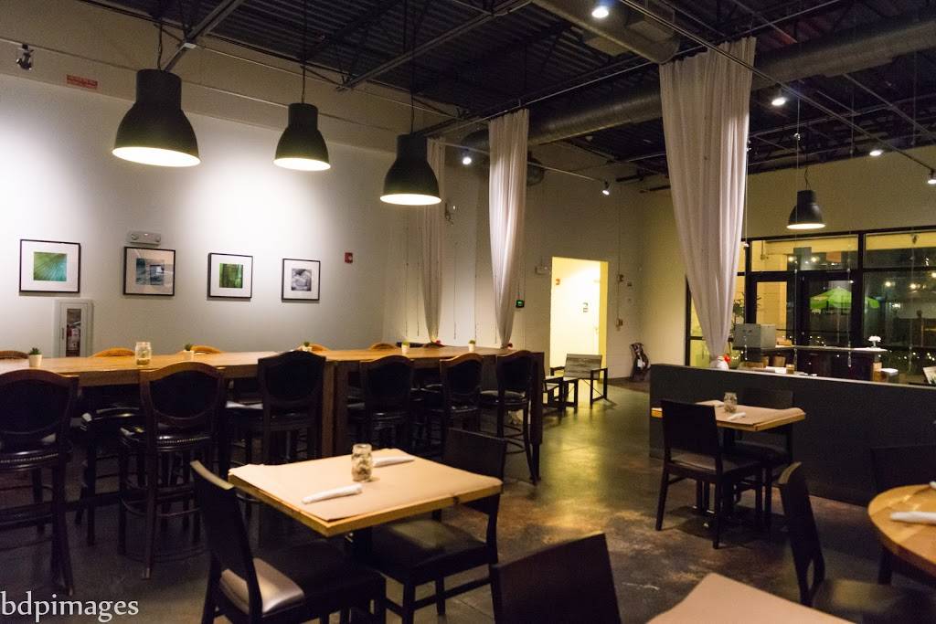 The Refinery | restaurant | 5910 N Florida Ave, Tampa, FL 33604, USA | 8132343710 OR +1 813-234-3710