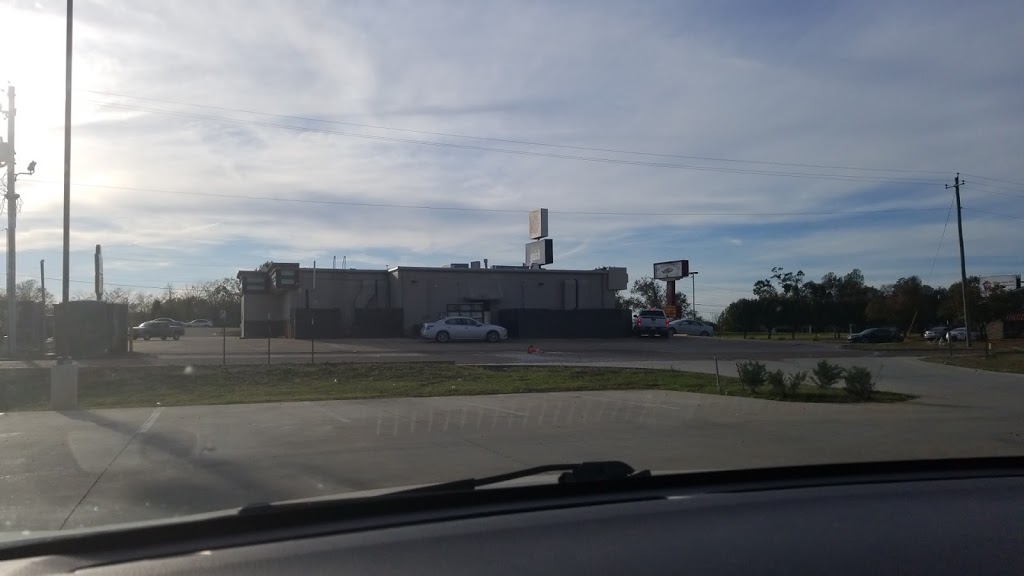 Churchs Chicken | restaurant | 258 Jerry Clower Blvd N, Yazoo City, MS 39194, USA | 6627467843 OR +1 662-746-7843