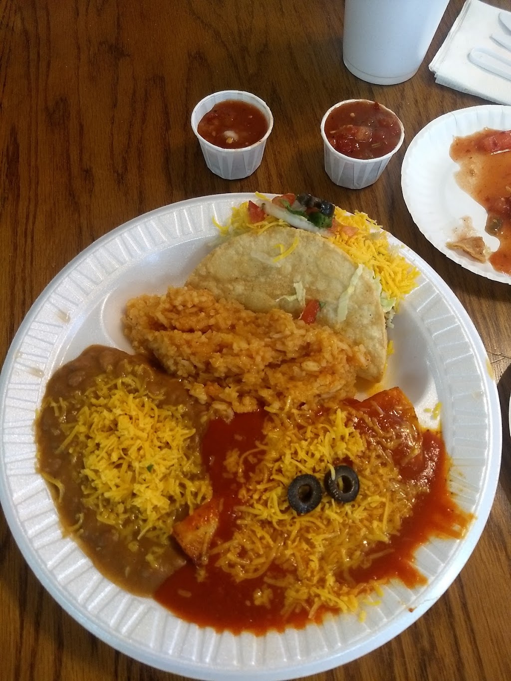 Platas Mexican Food | restaurant | 1401 Irwin Rd, Barstow, CA 92311, USA | 7602565596 OR +1 760-256-5596